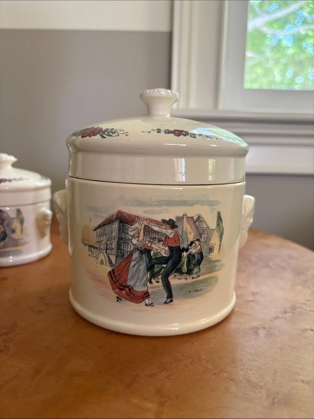 Vintage Illustrated Ceramic Canister Set — Cream with Multicolor Scene